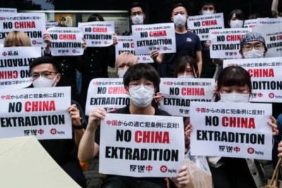 Протесты в Гонконге не повлияли на нашу прибыльность, говорят руководители банка